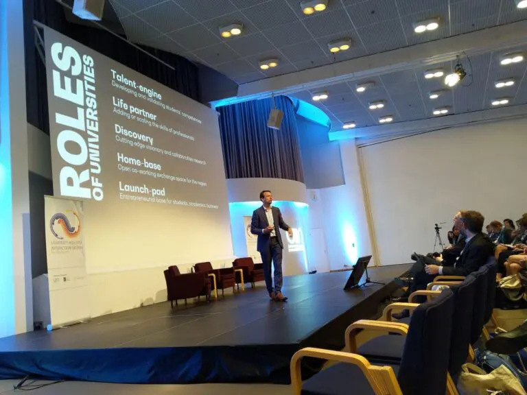 arno-future-universities