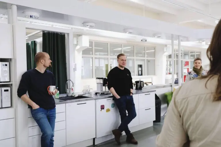 Toimitila Pori Crazy Town yhteisö