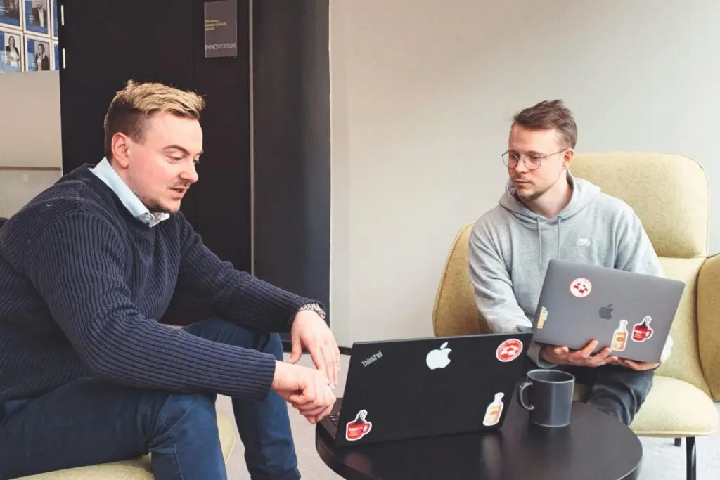 Kasvuyritys Finest Love ohjelma Sami Mäkinen ja Niklas Isberg