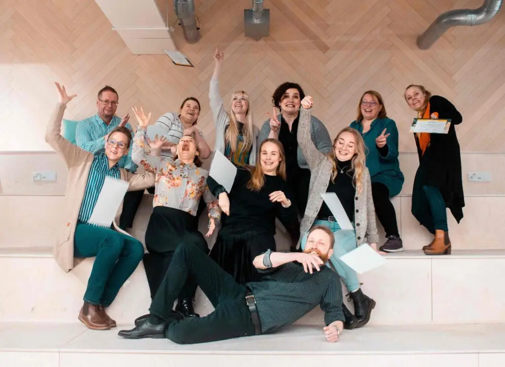 Yhteisomanageriakatemia opiskelijoita scaled 1