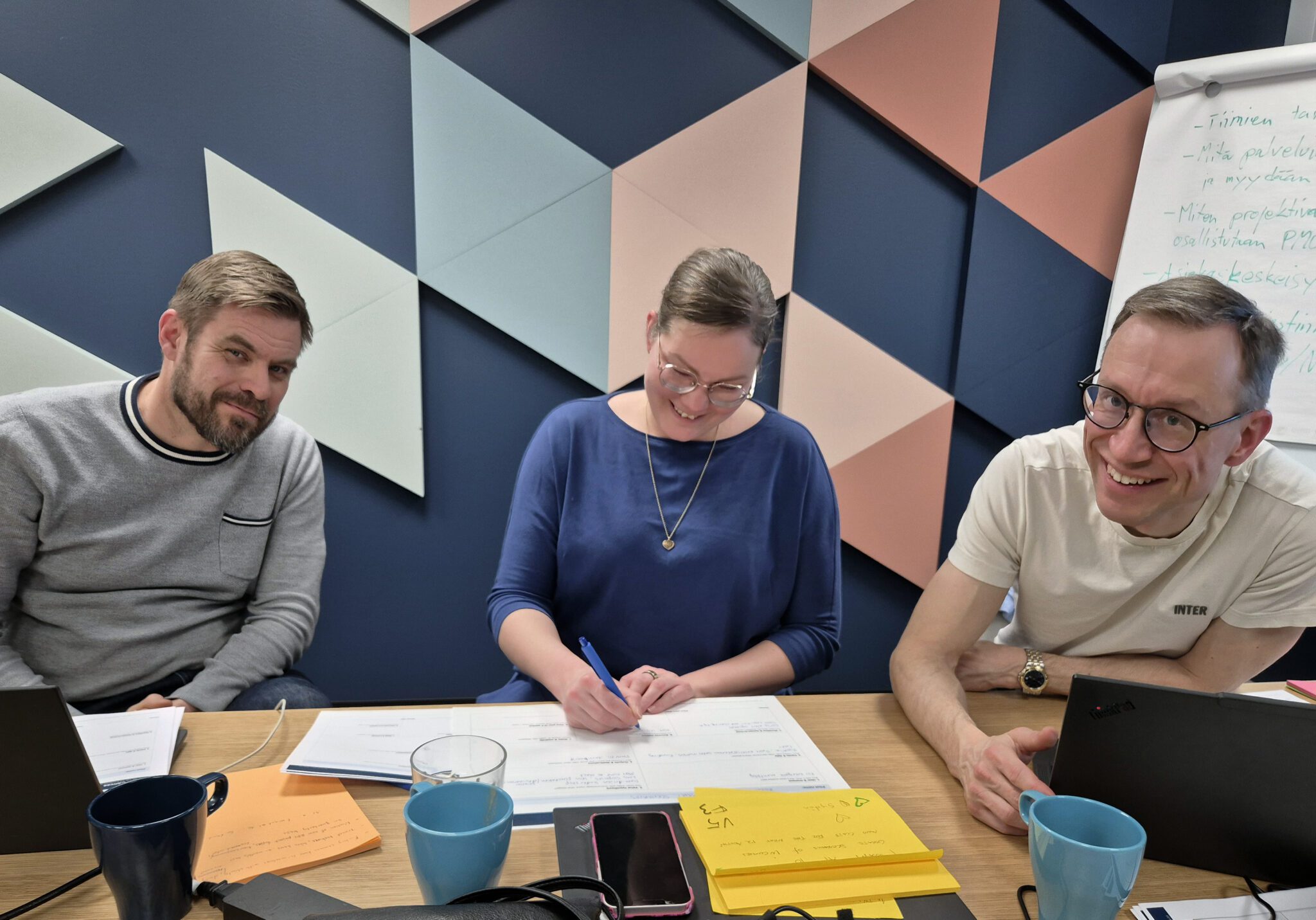 DIMECC OY Crazy Town Tampere ryhmätyöskentelyä