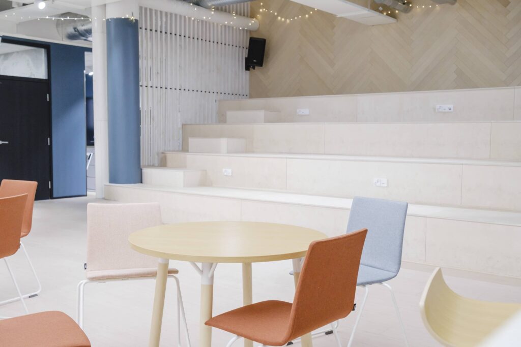 tapahtumatilat Crazy Town Jyväskylän alatorilla katsomoportaat